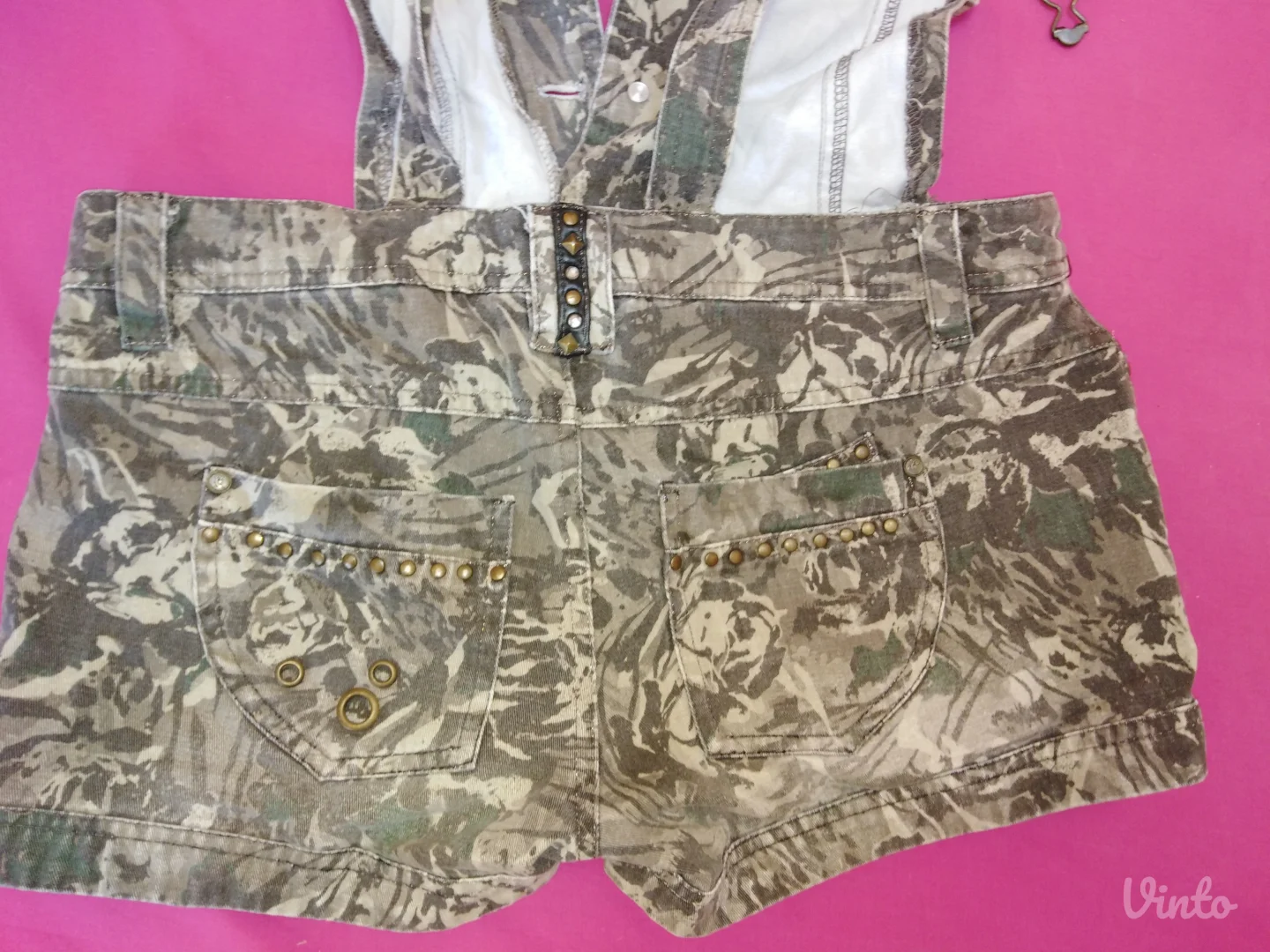 Šorc s tregerima Jennyfer maskirno braon drap 38