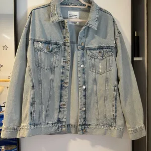 Nova Pull&Bear oversize jakna M