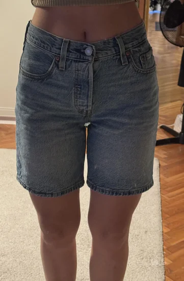 Original Levi’s teksas sorts/bermude 501 ‘90s W24