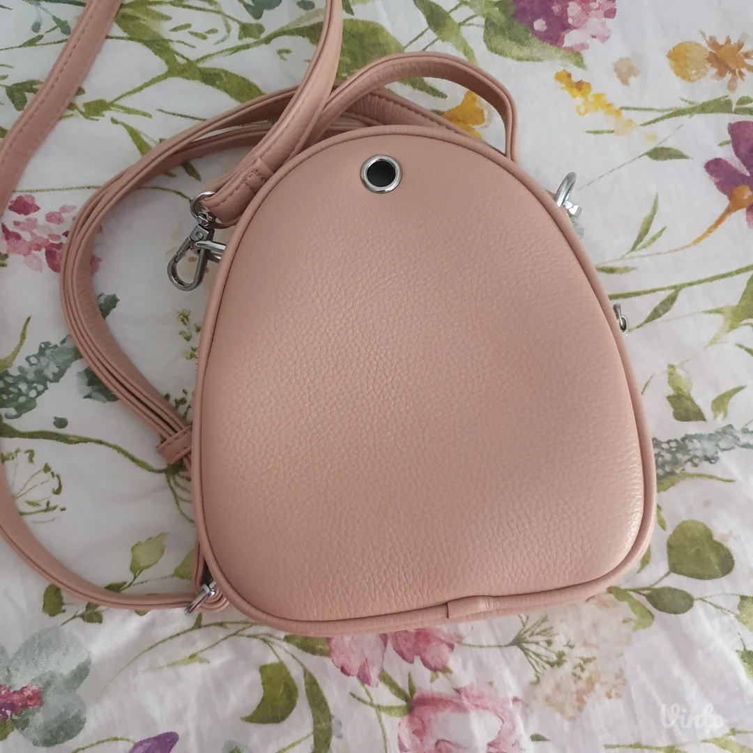 Novo! Puder Crossbody Torbica