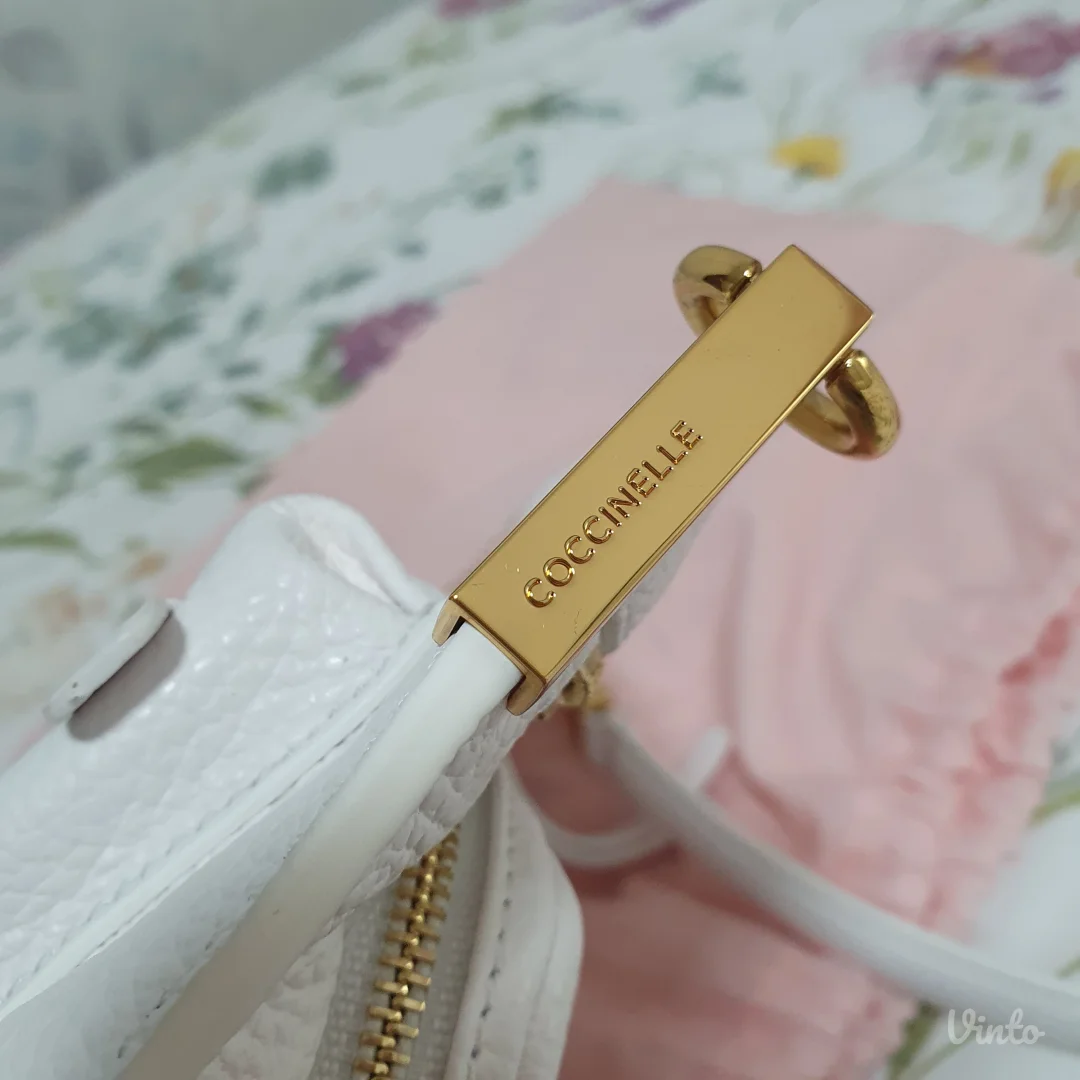 Novo! Coccinelle Kožna Torba