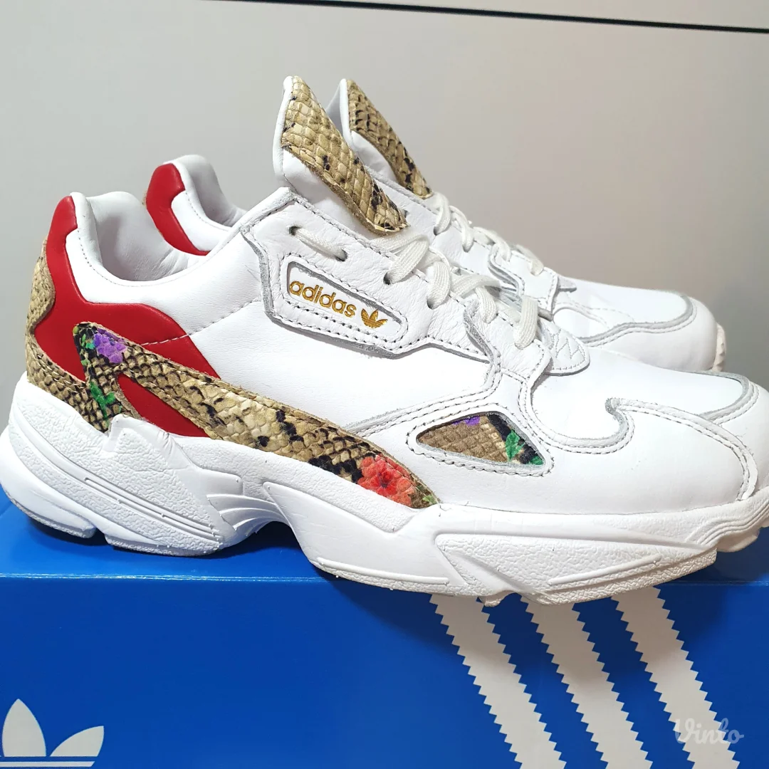 Adidas Falcon W Patike