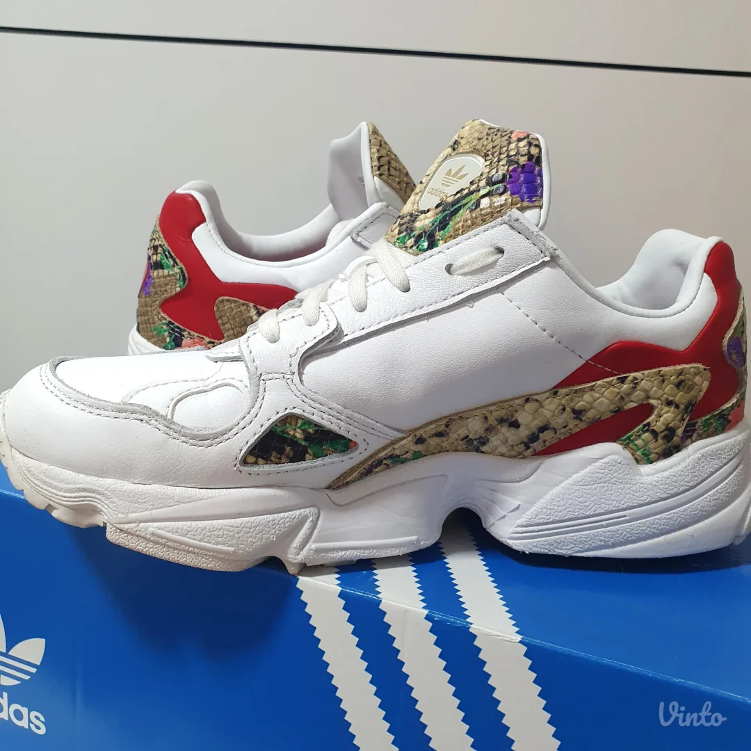 Adidas Falcon W Patike