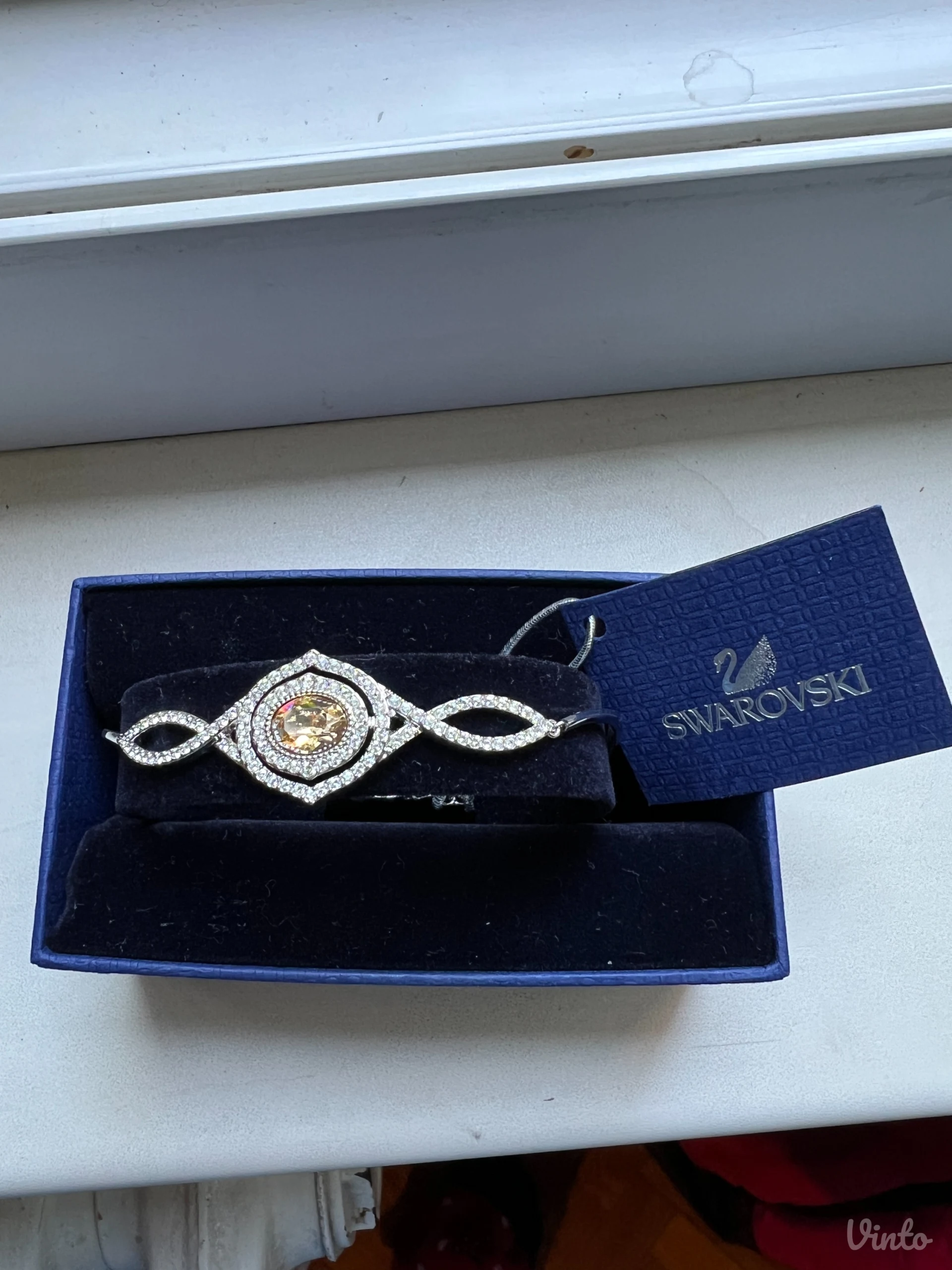 Swarovski original narukvica, nova sa etiketom