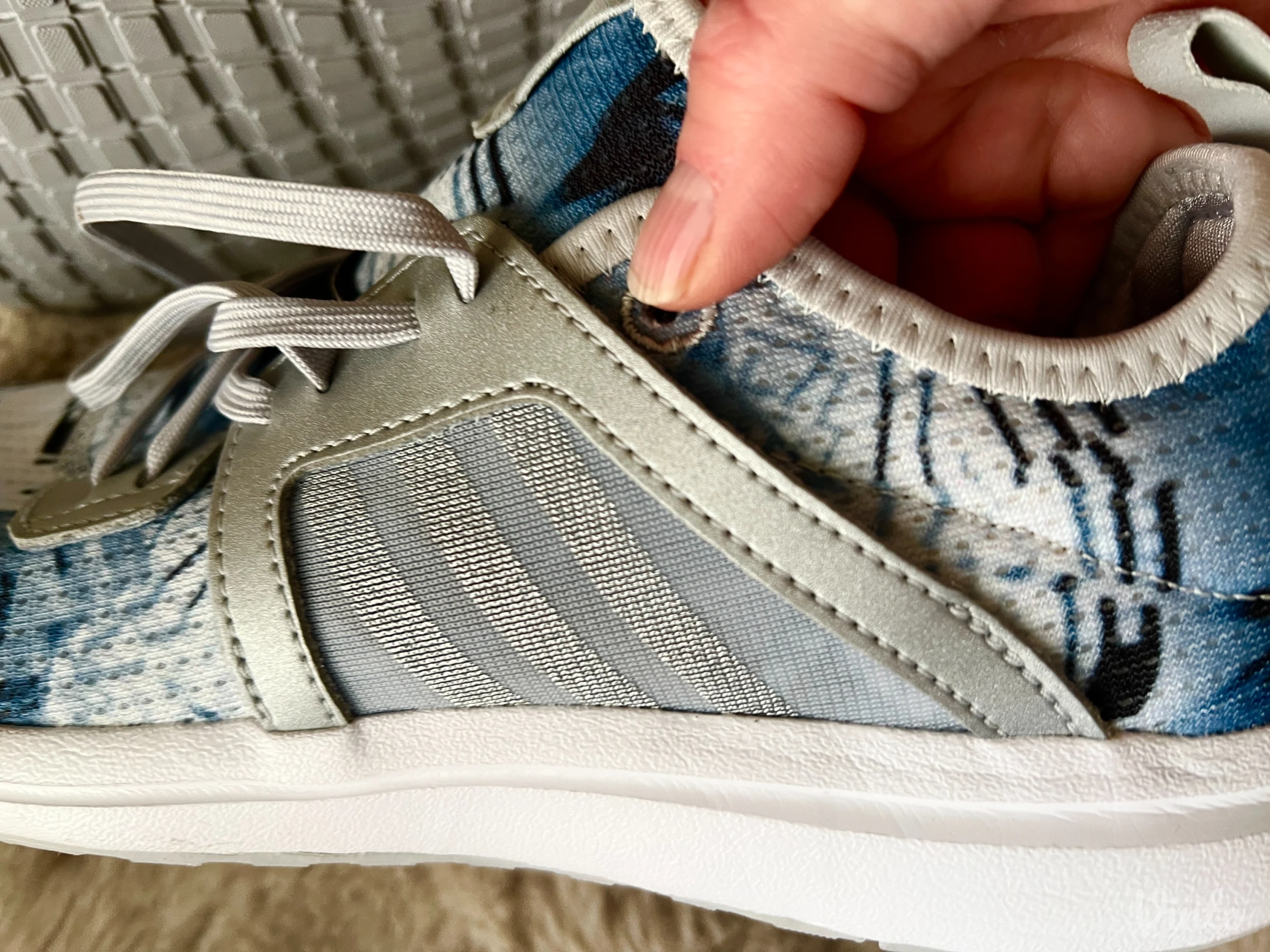 Adidas running cloudfoam patike, br. 39, nove