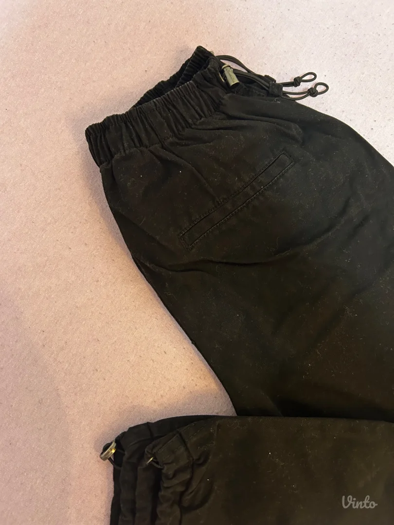 Bershka - crne parachute pants