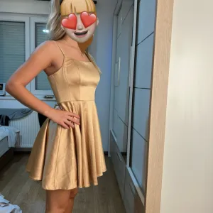 Haljine sivene po meri