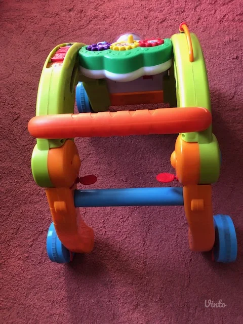 Guralica hodalica za bebe