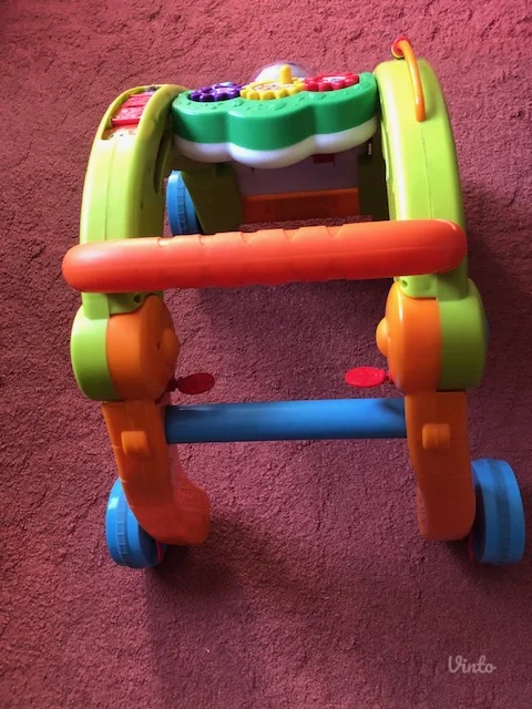 Guralica hodalica za bebe