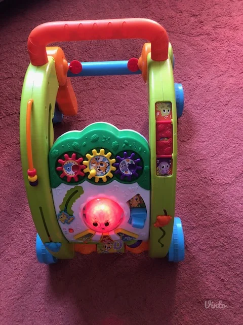 Guralica hodalica za bebe