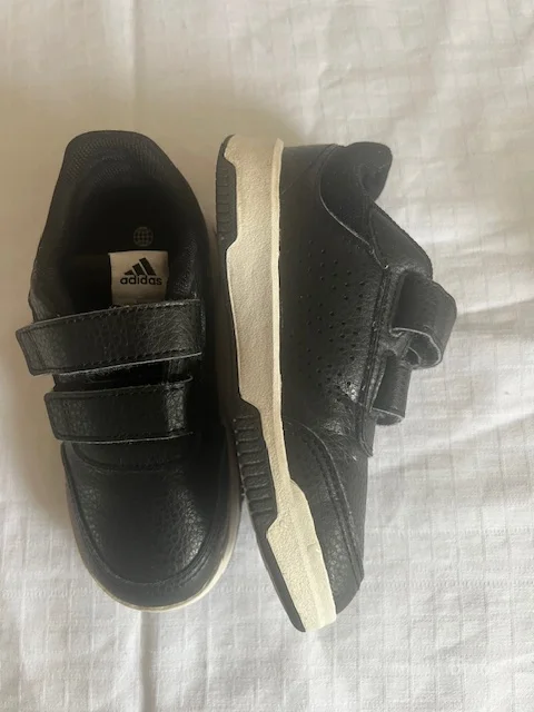 Adidas patike boj 26