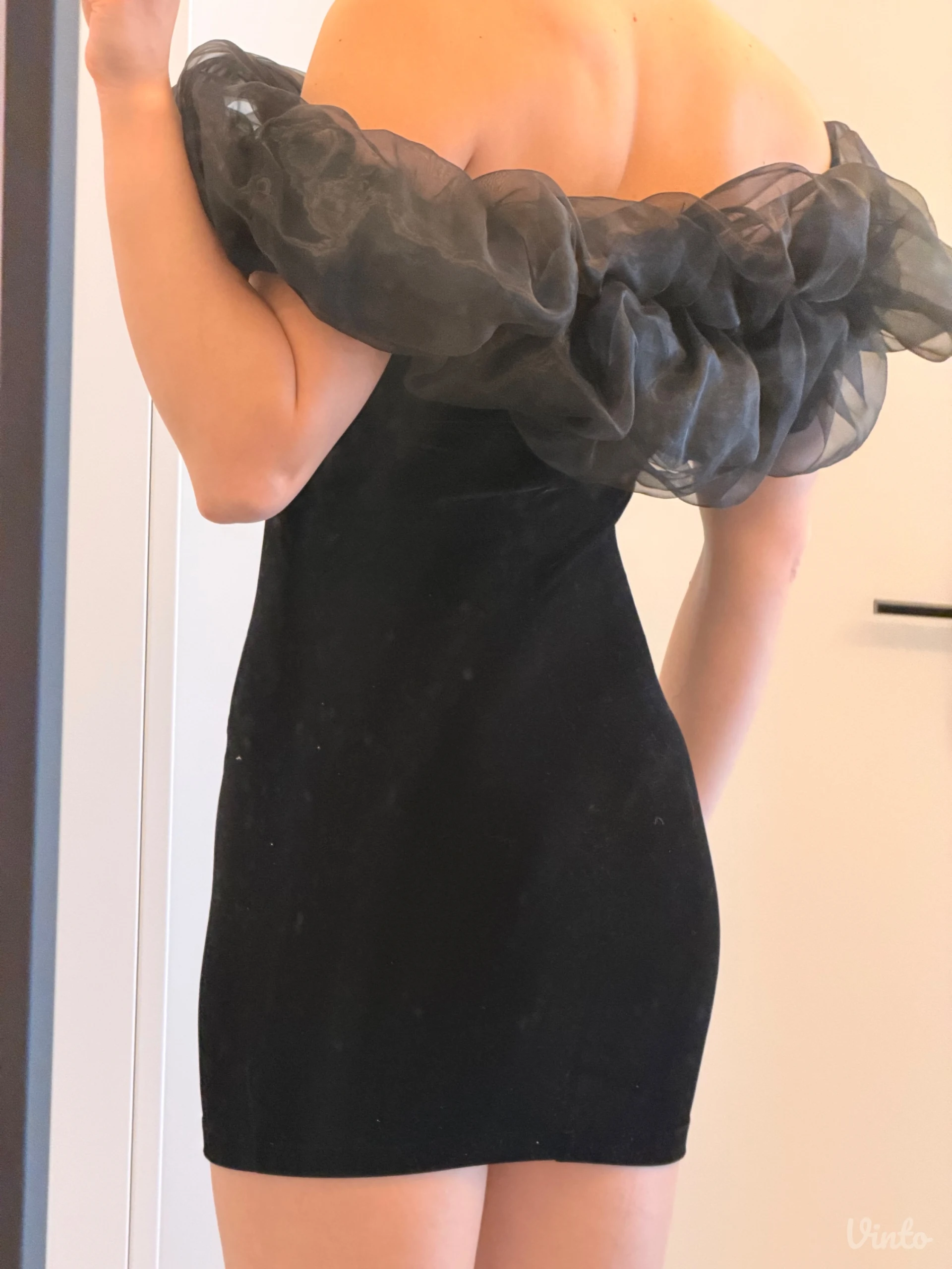 Zara crna svečana mini haljina