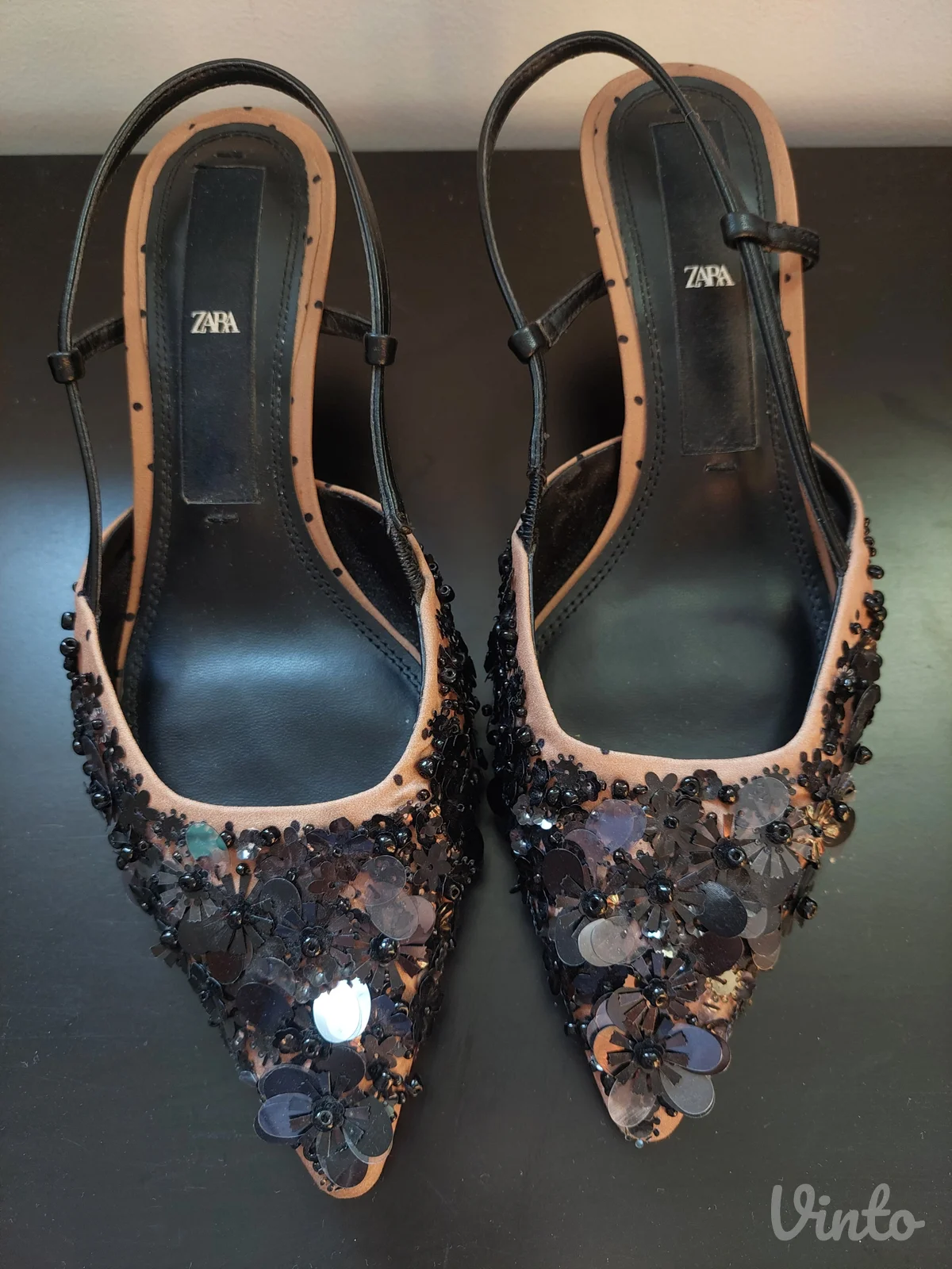 Zara 37 stikle sa perlicama