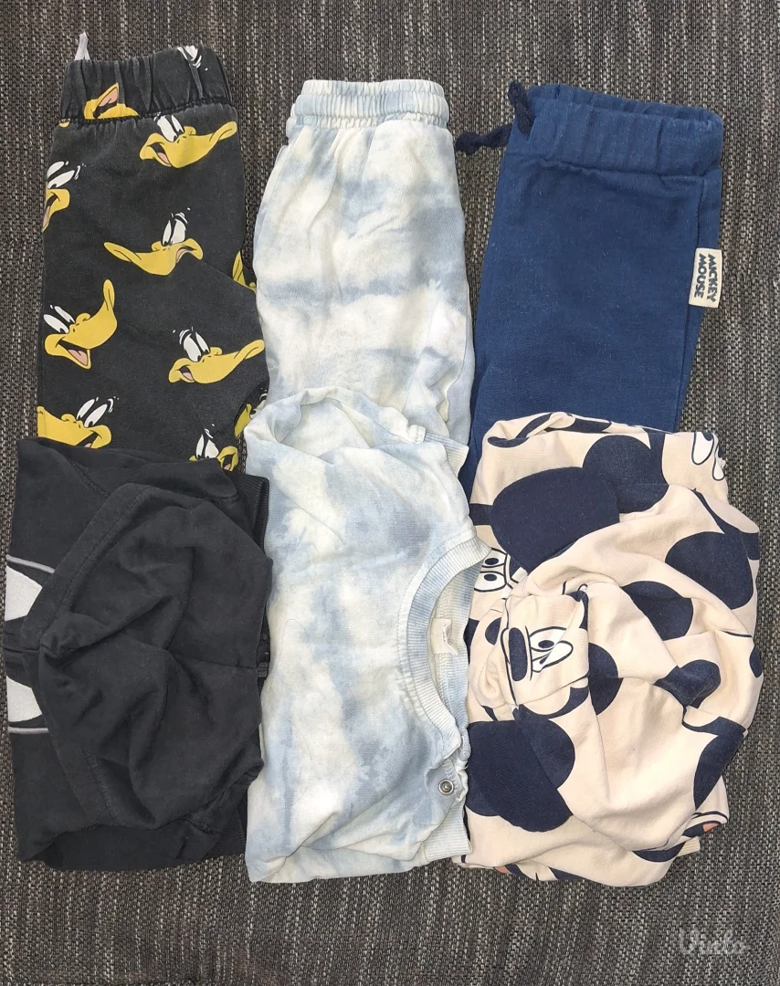 Garderoba za bebu decaka 68/74