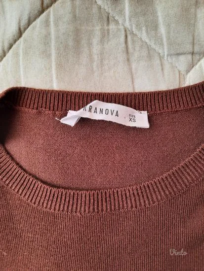 Terranova basic braon dzemper XS/S