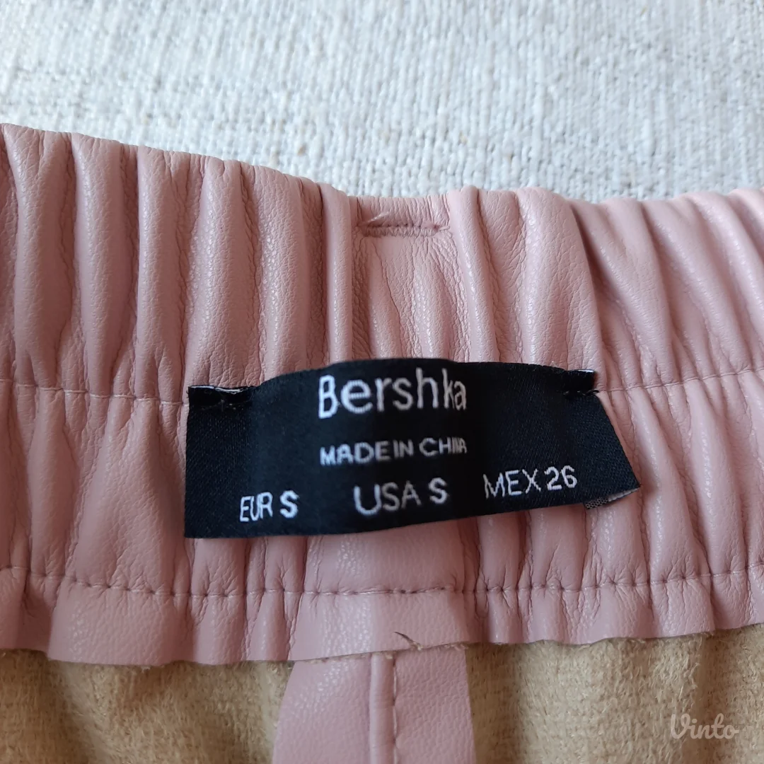 Bershka roze bermude od eko koze S/M