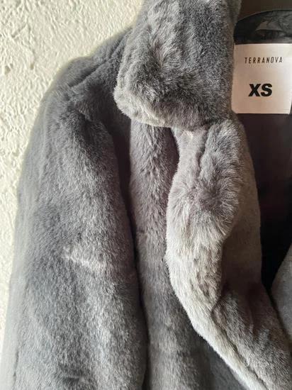 Terranova siva bunda XS/S NOVO