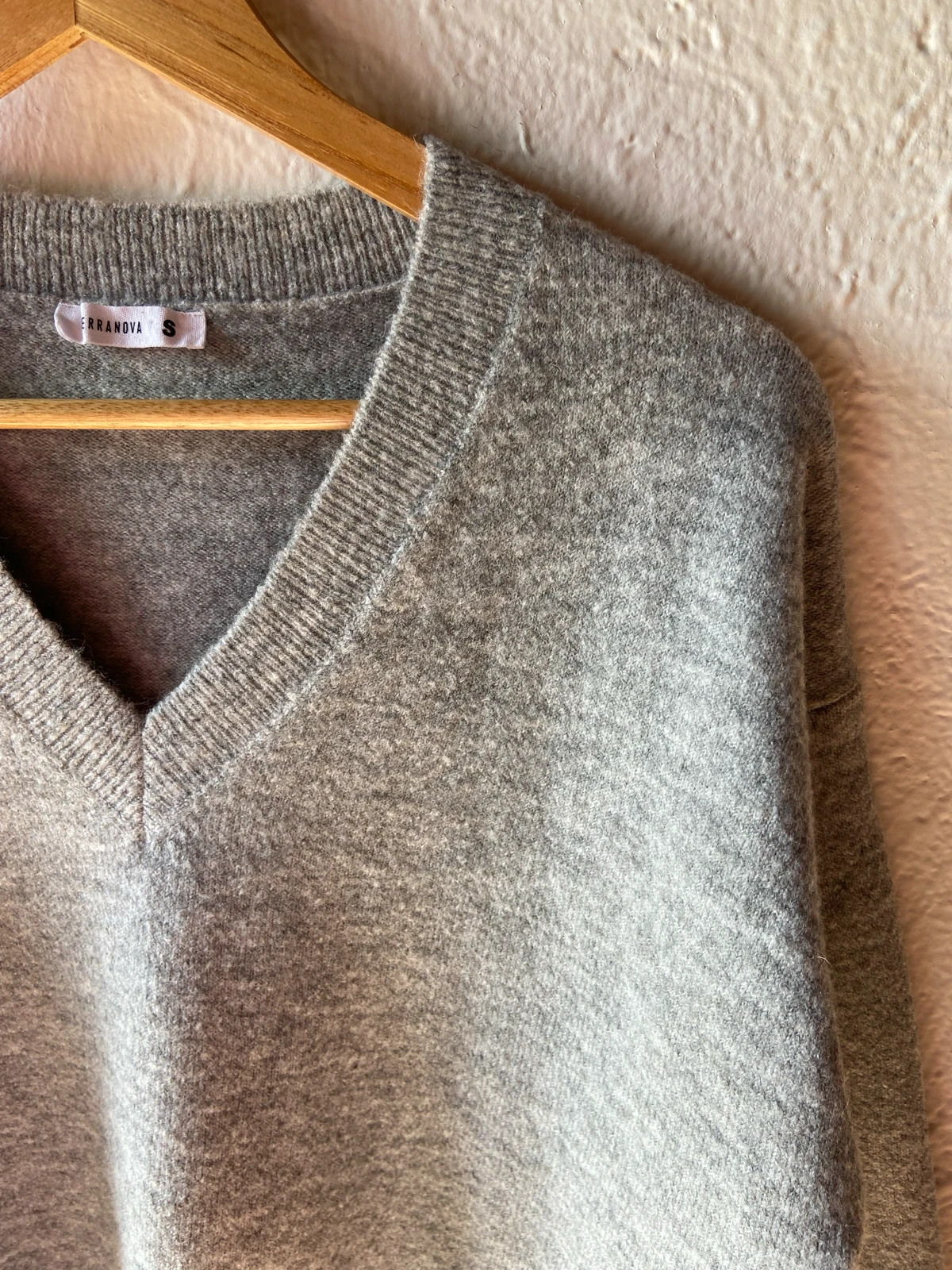 Terranova sivi oversized dzemper S/M