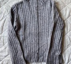 Zara lapor sivi dzemper S/M