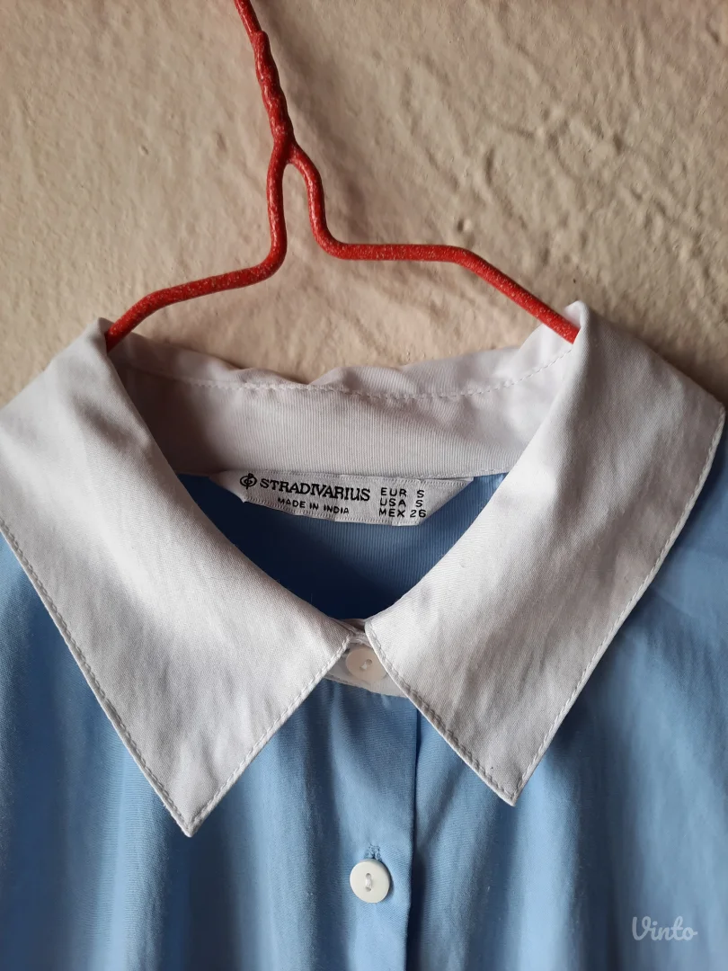 Stradivarius plavo bela kosulja S/M