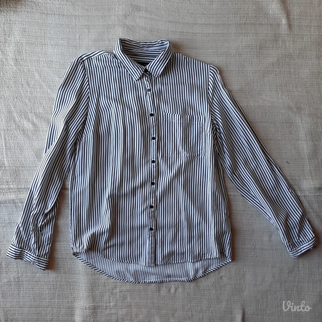 Sinsay crno bela kosulja na pruge XS/S