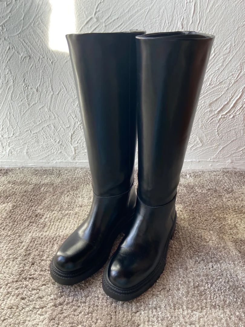 Zara crne duboke cizme 37 24cm.