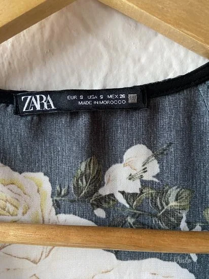 Zara zelena haljina sa printom S/M