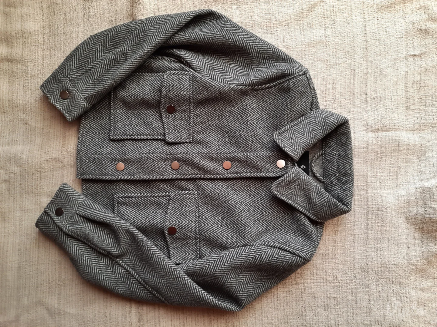 Stradivarius siva jakna XS/S