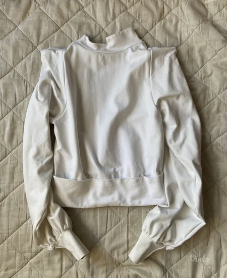 P.S. Fashion bela dukserica XS/S