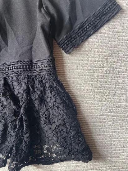 Zara crna bluza sa cipkom XS/S