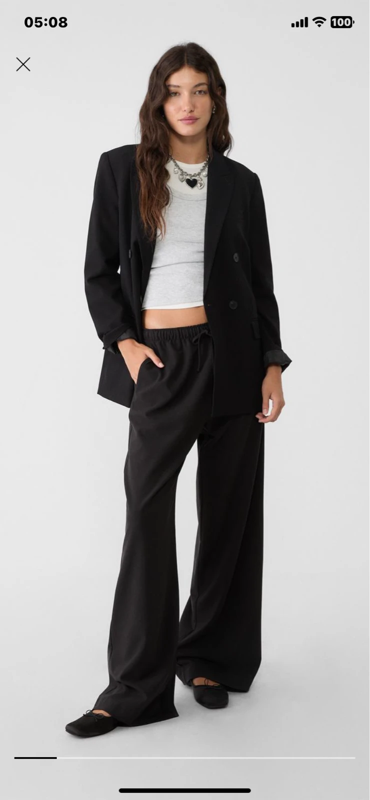 Stradivarius crne pantalone S/M