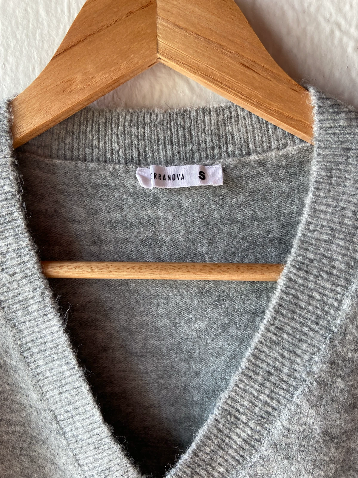 Terranova sivi oversized dzemper S/M