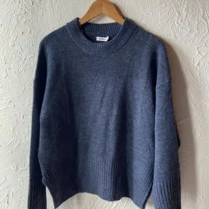 Terranova oversized plavi dzemper S/M