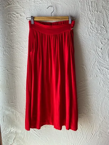 Tiffany crvena midi suknja XS/S