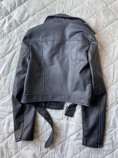 Stradivarius siva bajker jakna XS/S