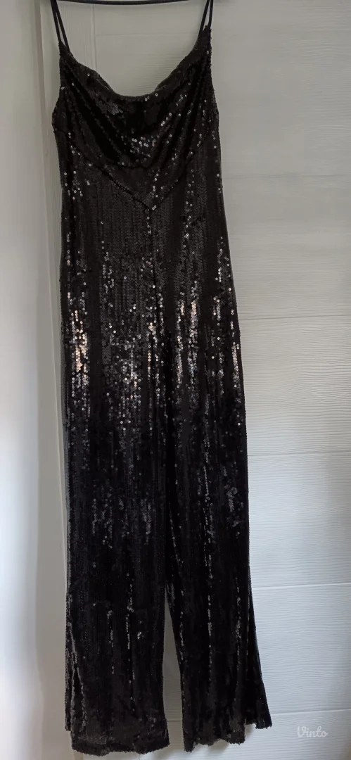 Kombinezon elegantan crni sljokicav