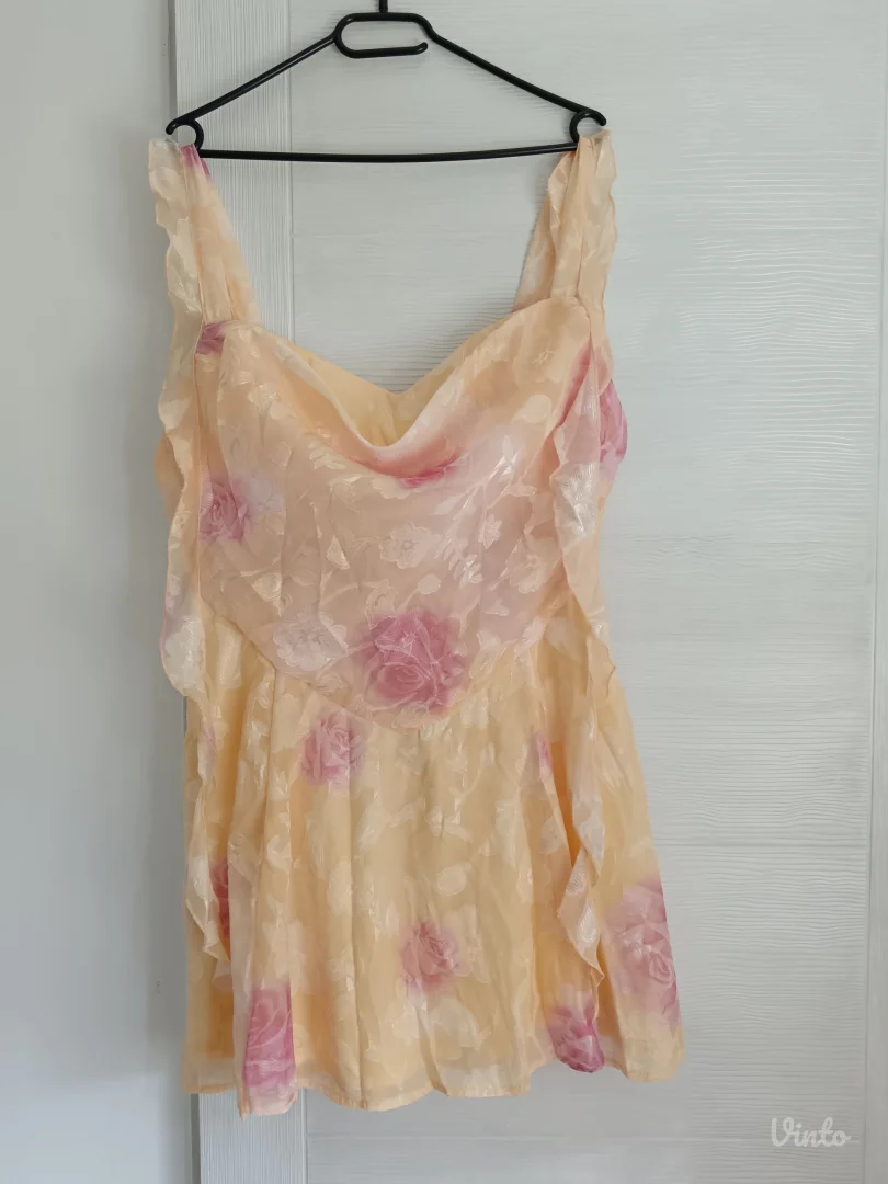 Boohoo letnja haljina