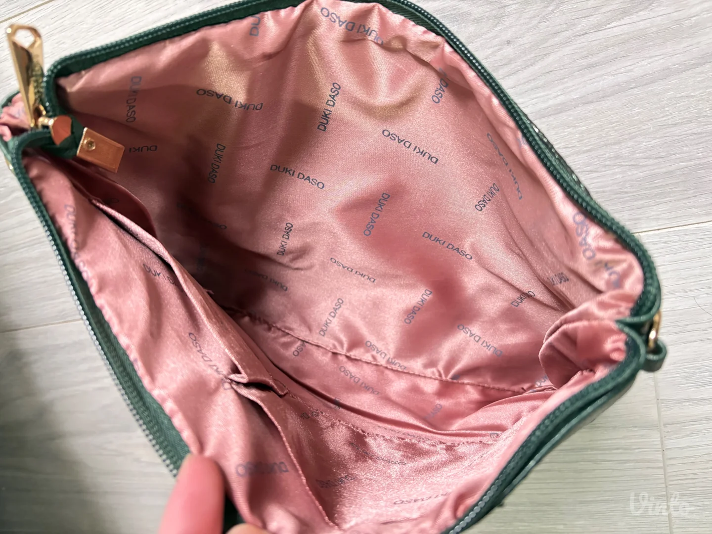 NOVA elegantna torbica