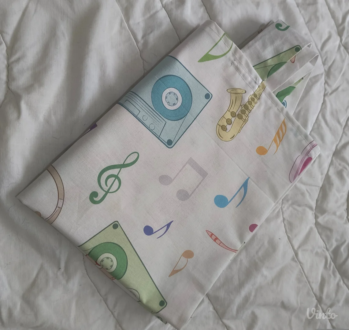 Unikatni ceger Muzika