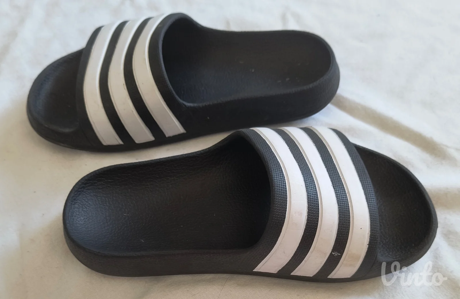 Adidas papuče, dužina gazišta 19 cm