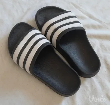 Adidas papuče, dužina gazišta 19 cm