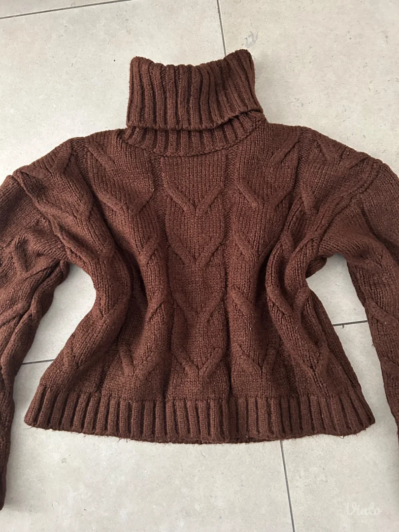 Ženski džemper brenda Daisy Woman