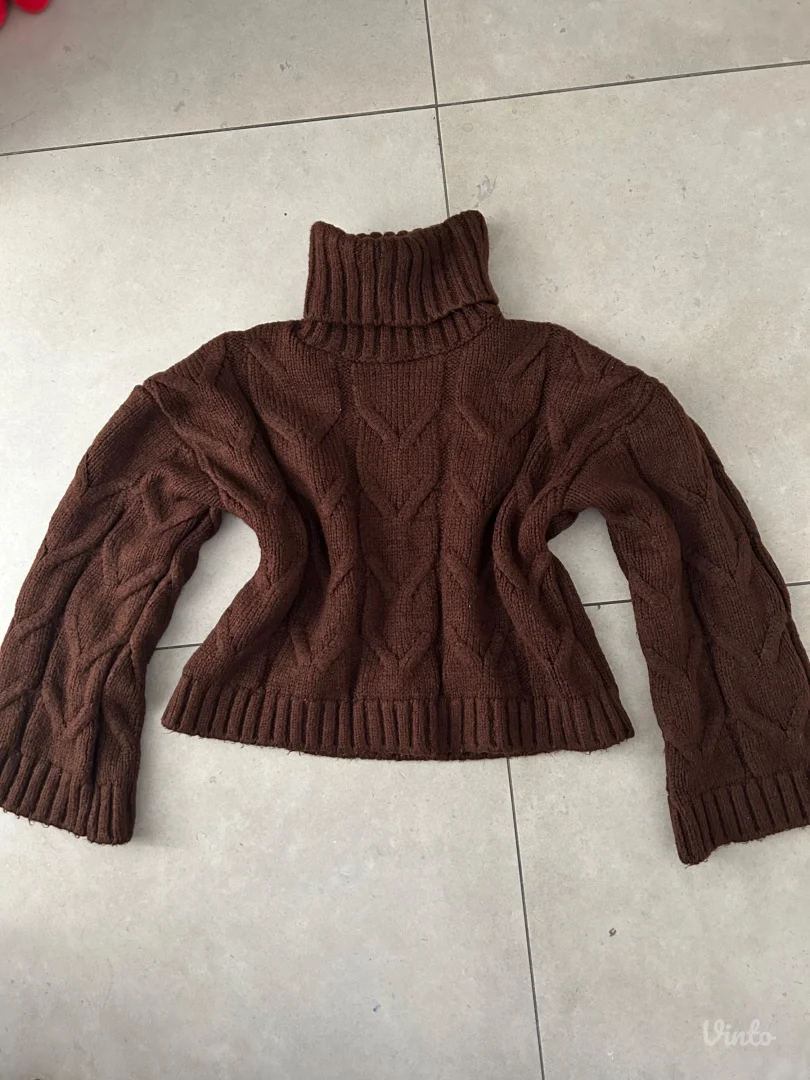 Ženski džemper brenda Daisy Woman