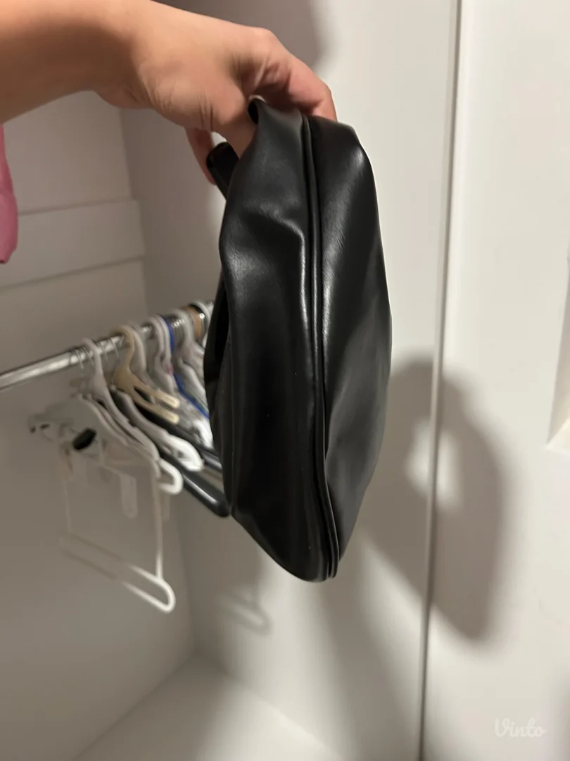 Dota ženska torbica