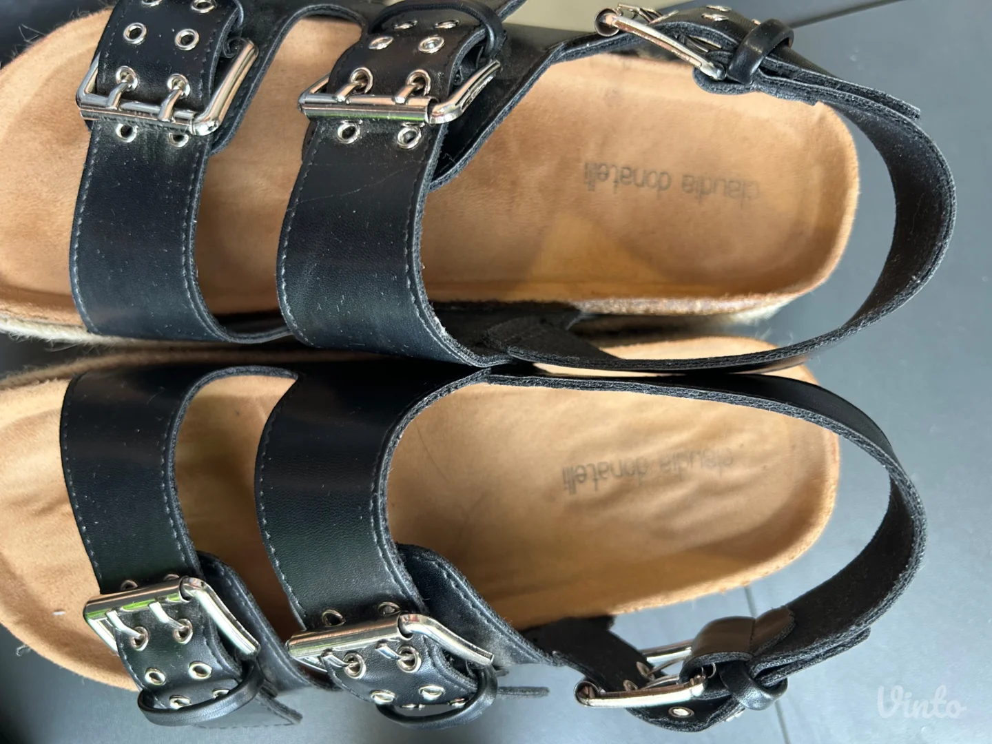 Sandale na platformu crne boje