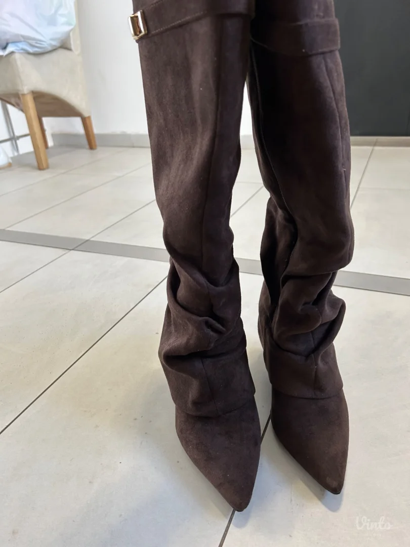 Elegantne smeđe čizme