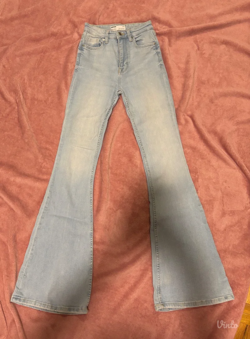 Bershka flare farmerice