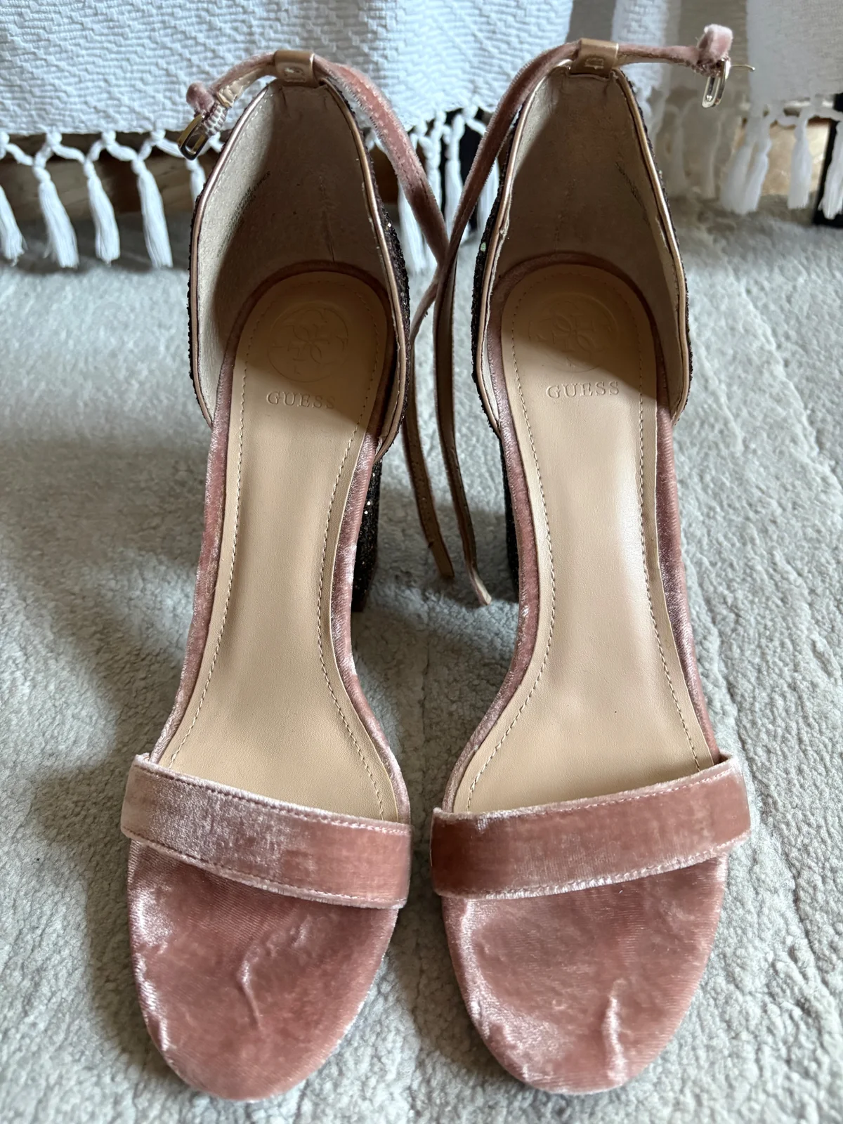 Guess sandale