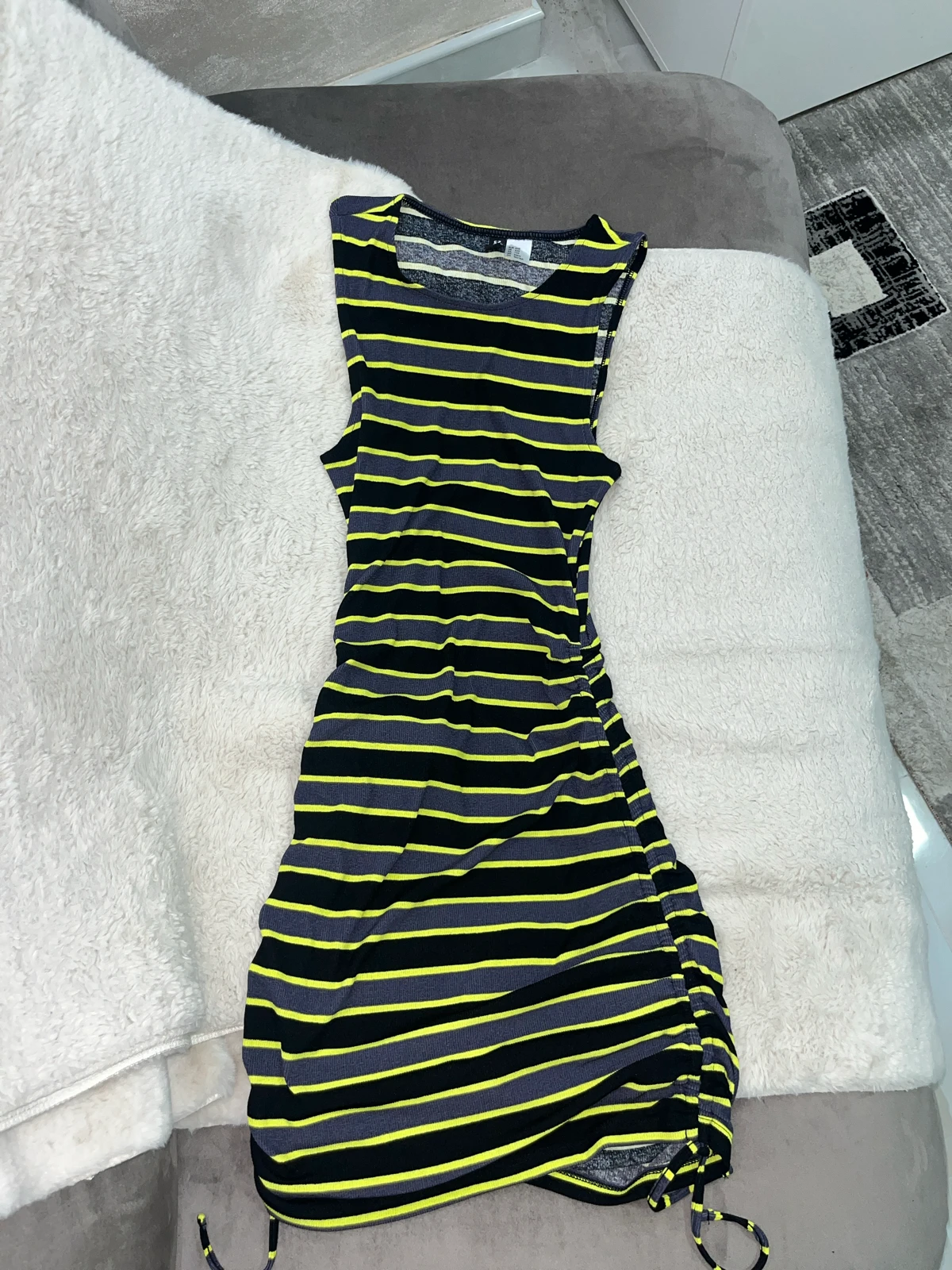 H&M haljina XS