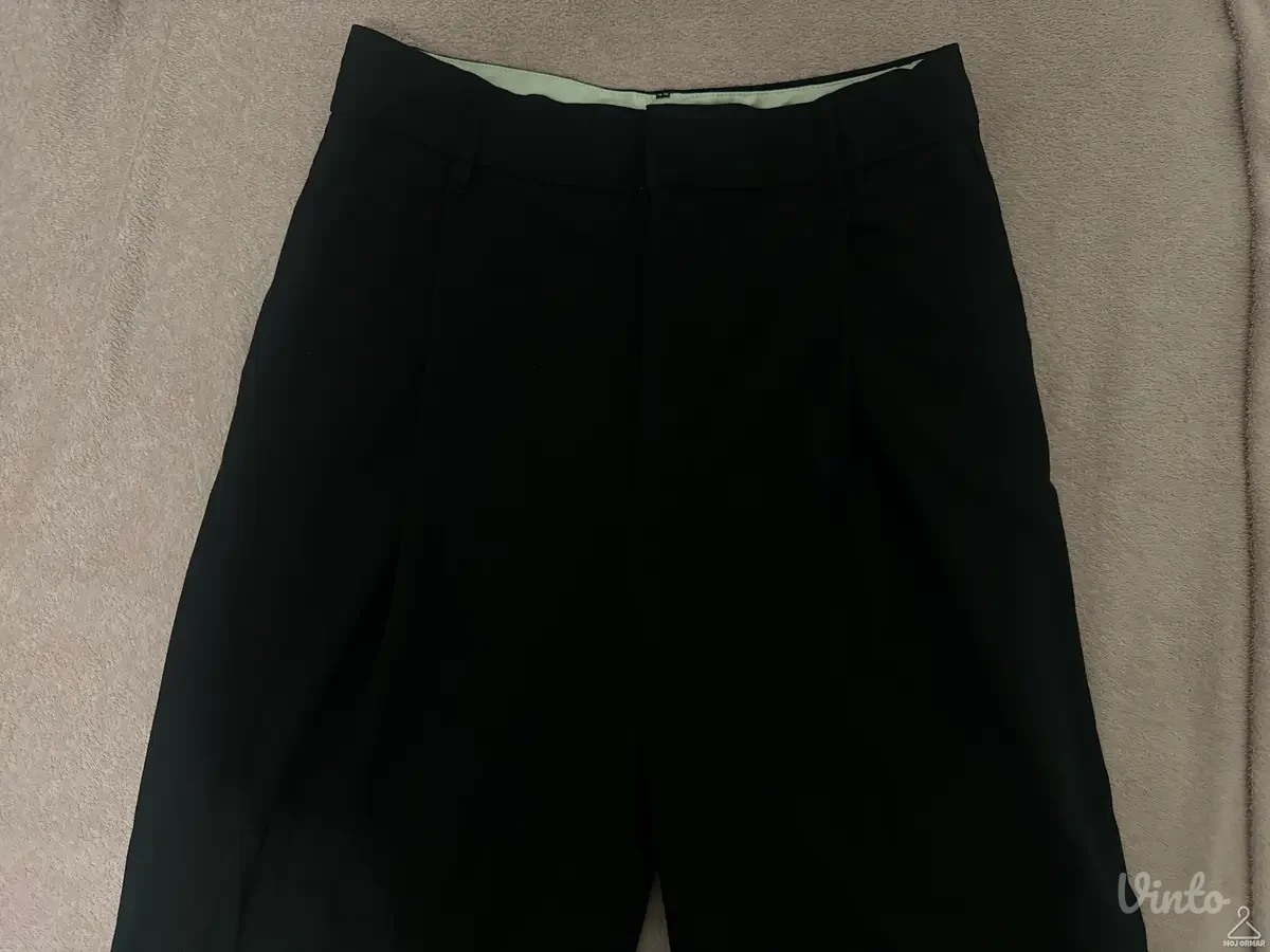 Zara pantalone